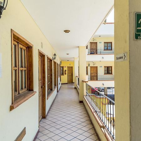 Bungalow Estancia San Carlos Vallarta Пуэрто-Вальярта Экстерьер фото