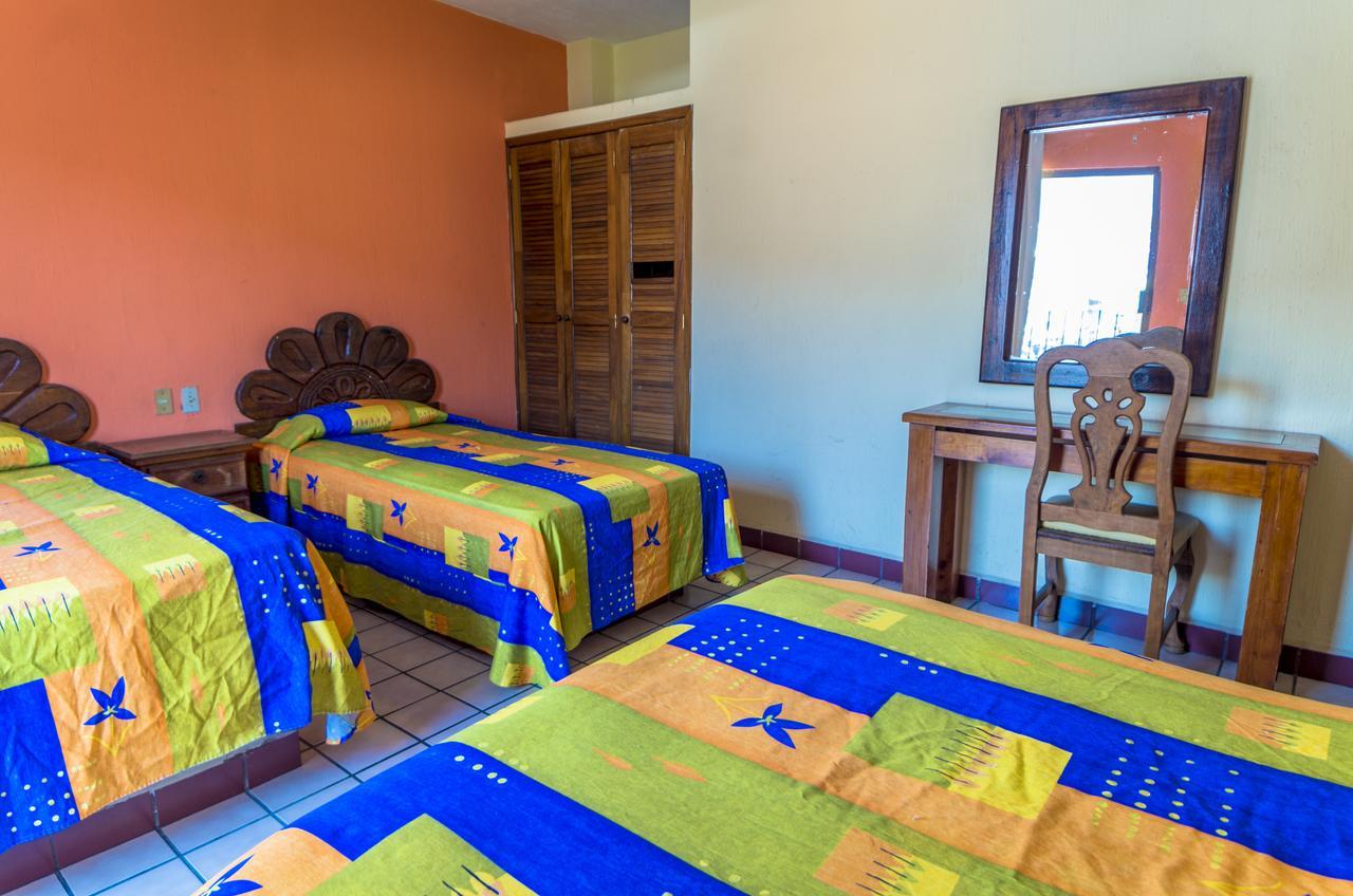 Bungalow Estancia San Carlos Vallarta Пуэрто-Вальярта Экстерьер фото